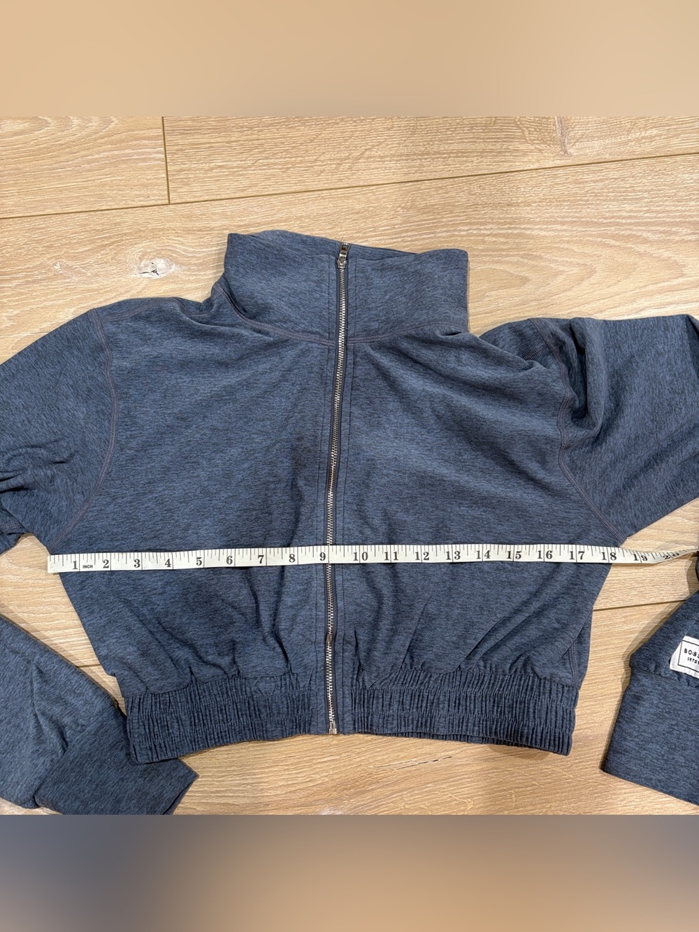 Bombshell Sportswear Cloud Cropped Full Zip Jacket Size M - Picture 8 of 9